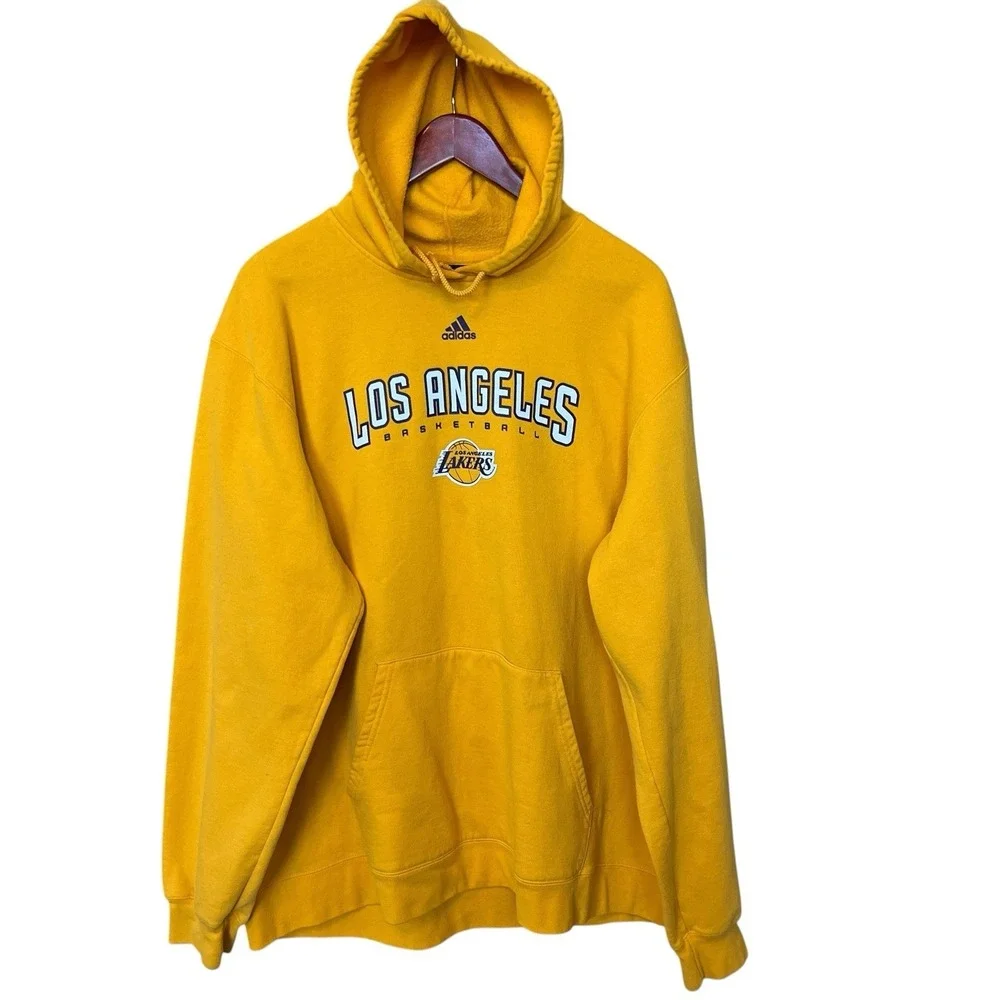Adidas LA Lakers Mens Hoodie XXL Gold Graphic Basketball Sweatshirt Los Angeles